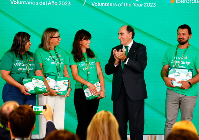 Foto Casi el 25 por ciento de la plantilla de Iberdrola participa en acciones de voluntariado.